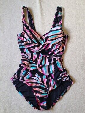 Maxine Of Hollywood One Piece Swimsuit Women's Size Small Pink Black